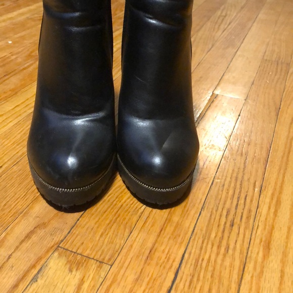 *DSW* bootie heels - Picture 2 of 7